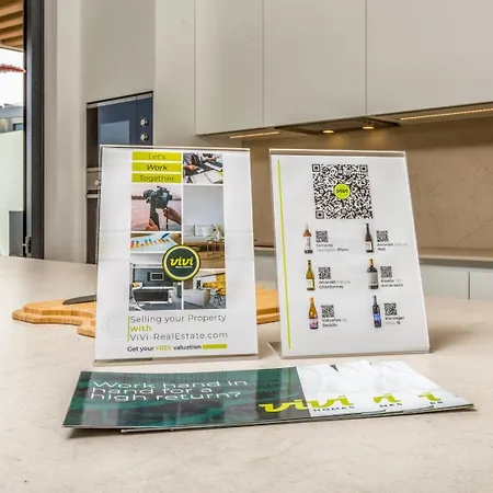 Vivi Homes - Rembrandt Pool, Sauna, Gym & Sea View Апартаменты