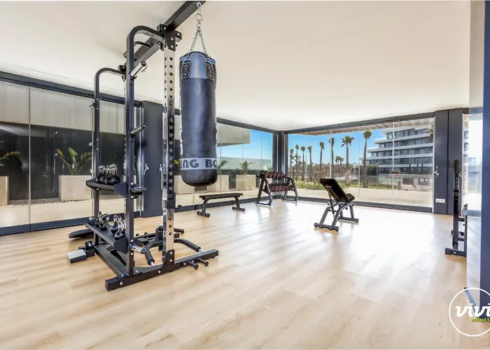 Vivi Homes - Rembrandt Pool, Sauna, Gym & Sea View * Торремолинос