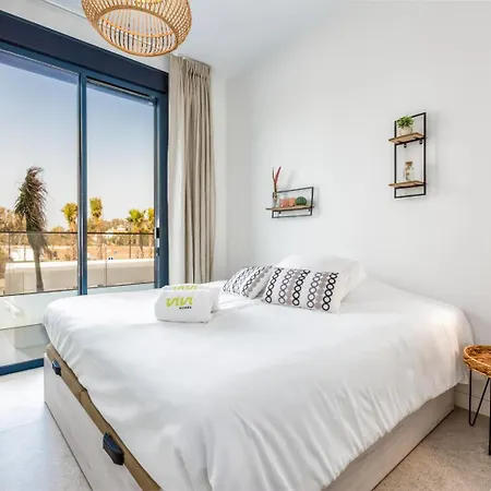 Vivi Homes - Rembrandt Pool, Sauna, Gym & Sea View Lägenhet *