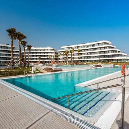Vivi Homes - Rembrandt Pool, Sauna, Gym & Sea View Lägenhet Torremolinos