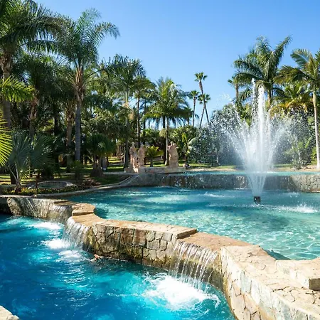 Vivi Homes - Rembrandt Pool, Sauna, Gym & Sea View Lägenhet